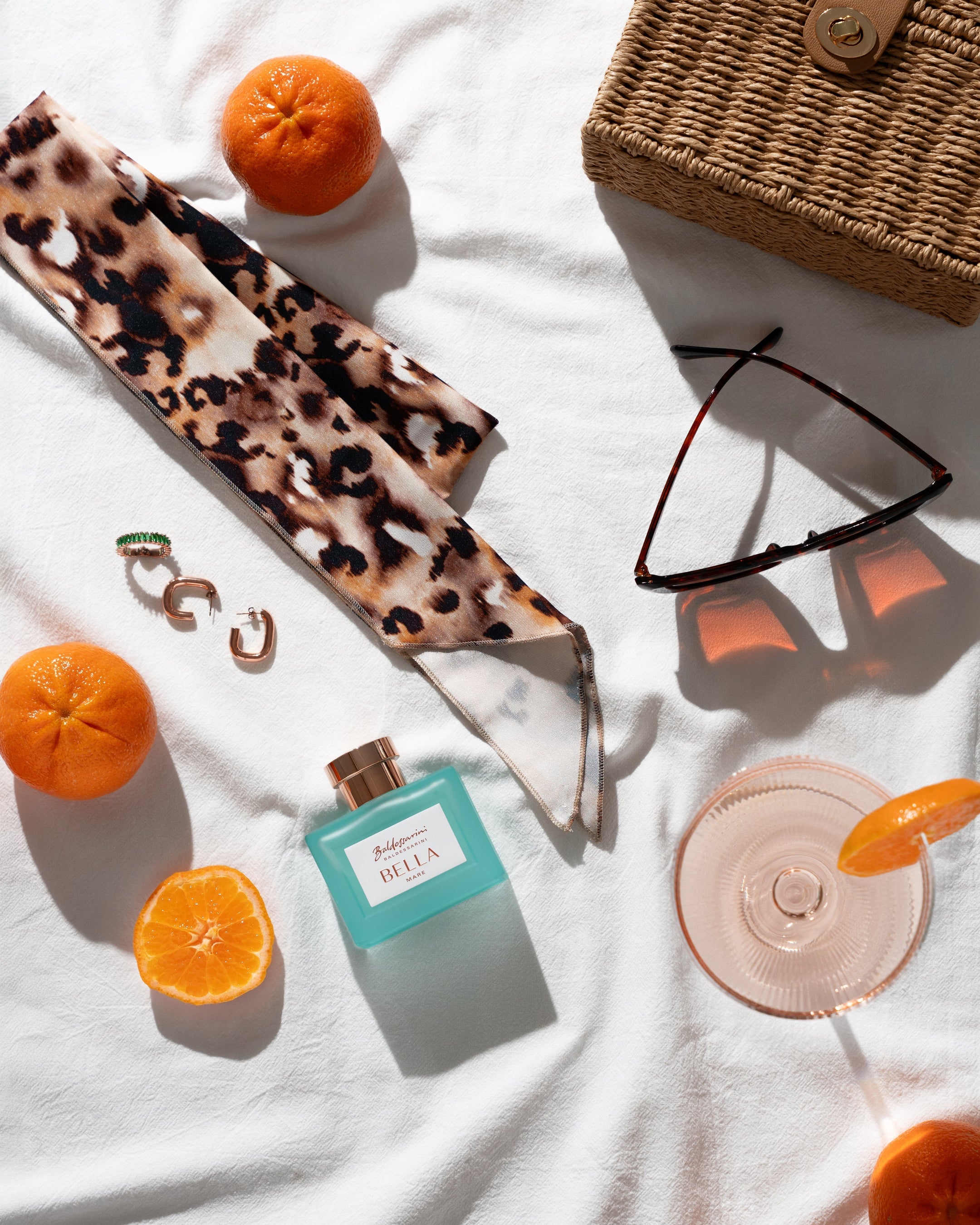 Twilly Styleguide: So vielseitig ist das kleine Halstuch