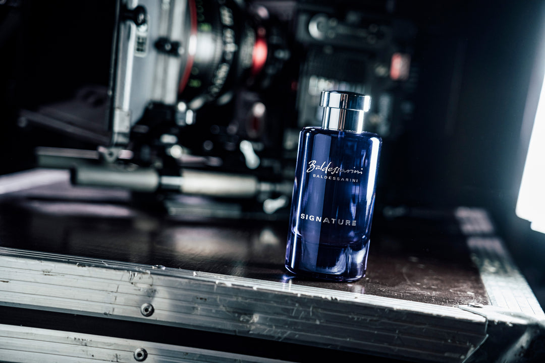 Baldessarini Signature Flakon vor dunklem Hintergrund